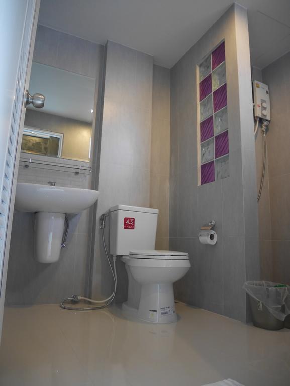 Green Garden Place Удон Тани Екстериор снимка