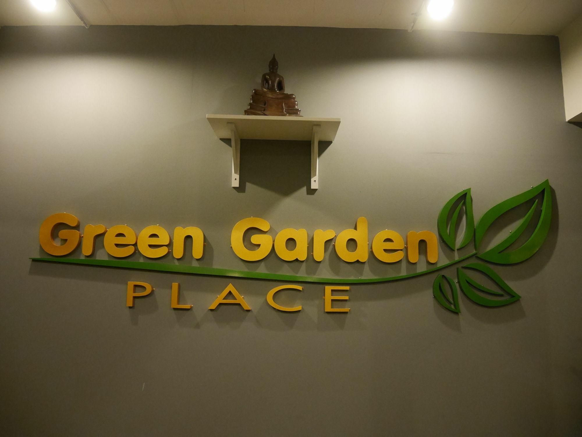 Green Garden Place Удон Тани Екстериор снимка