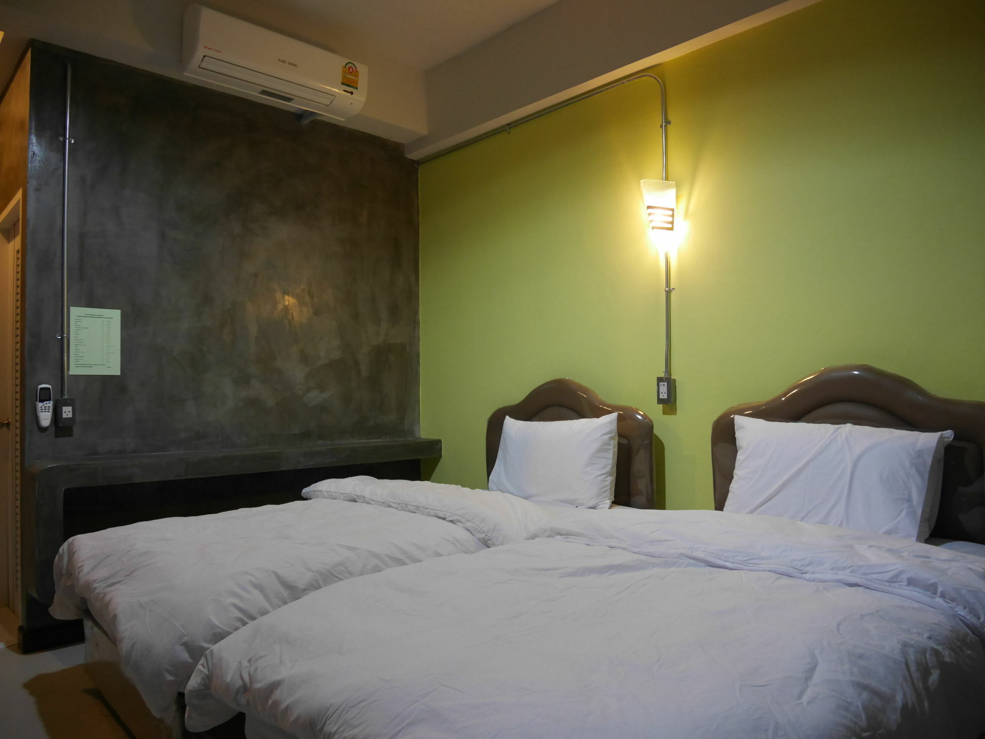Green Garden Place Удон Тани Екстериор снимка